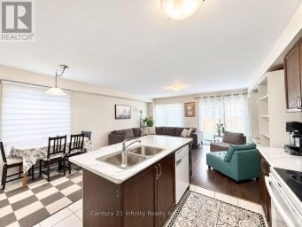 2339 DRESS CIRCLE CRESCENT Oshawa (Windfields) Ontario photo 7