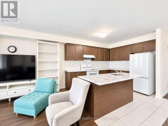 2339 DRESS CIRCLE CRESCENT Oshawa (Windfields) Ontario photo 8