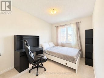 2339 DRESS CIRCLE CRESCENT Oshawa (Windfields) Ontario photo 9