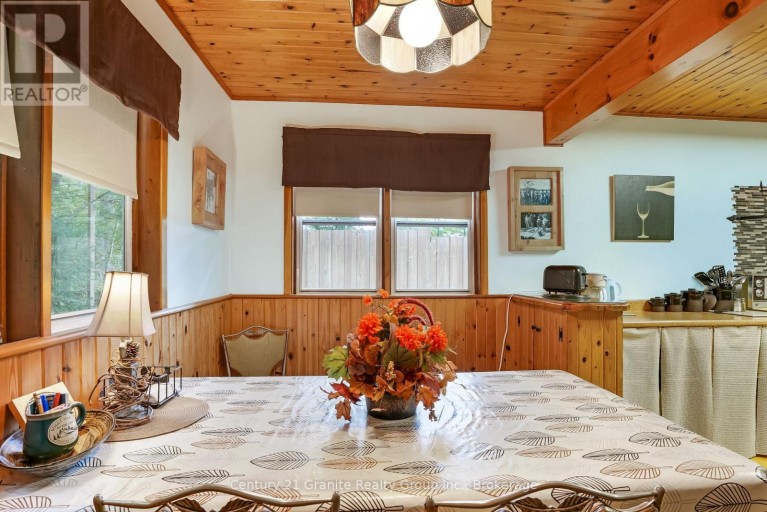 29792 HIGHWAY 60, South Algonquin, Ontario, K0J2M0