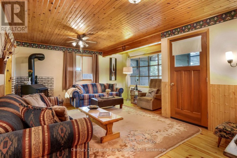 29792 HIGHWAY 60, South Algonquin, Ontario, K0J2M0