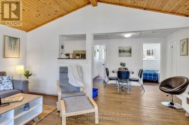 1810 HULL ROAD Douro-Dummer Ontario photo 12