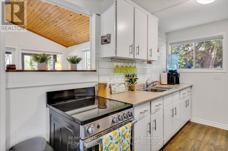 1810 HULL ROAD, Douro-Dummer, Ontario, K0L2H0