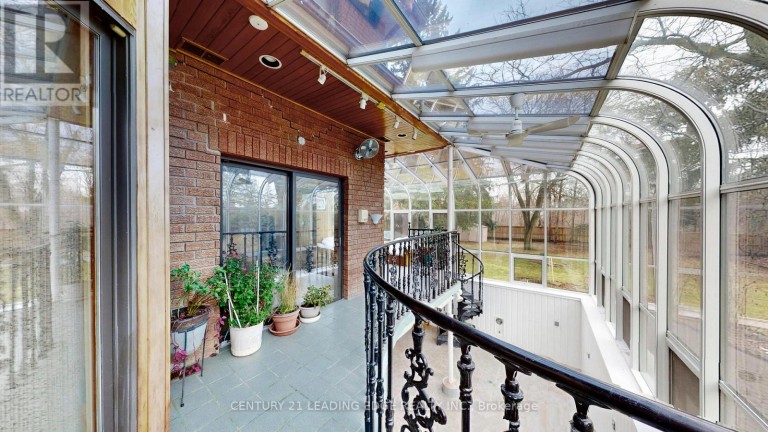 1127 OSHAWA BOULEVARD N, Oshawa (Centennial), Ontario, L1G5W2