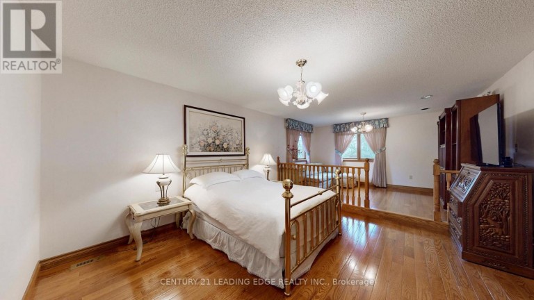 1127 OSHAWA BOULEVARD N, Oshawa (Centennial), Ontario, L1G5W2