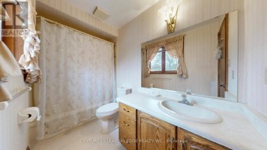 1127 OSHAWA BOULEVARD N Oshawa (Centennial) Ontario photo 42