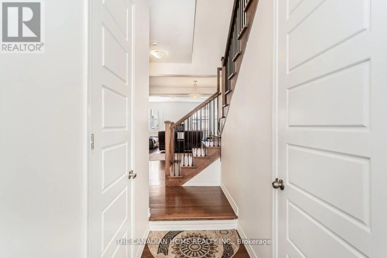 1261 ROSE WAY, Milton (CB Cobban), Ontario, L9E1M1