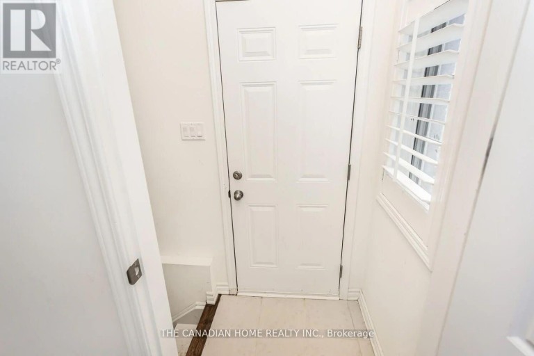 1261 ROSE WAY, Milton (CB Cobban), Ontario, L9E1M1