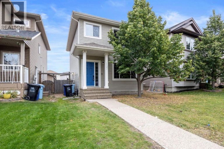 137 Juniper Street, Fort McMurray, Alberta, T9K0M8