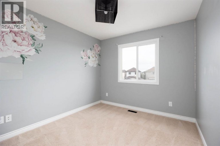 137 Juniper Street, Fort McMurray, Alberta, T9K0M8