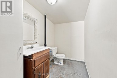 12541 HIGHWAY 41 Addington Highlands Ontario photo 31
