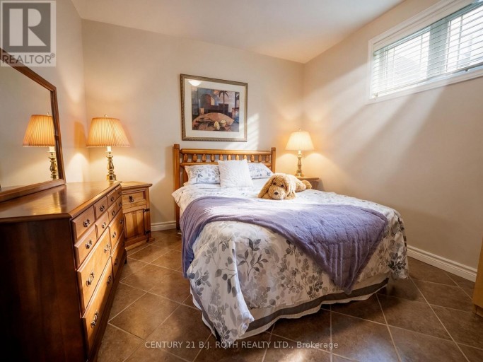 6 MAPLEVIEW PLACE, North Bay (Airport), Ontario, P1C1N7