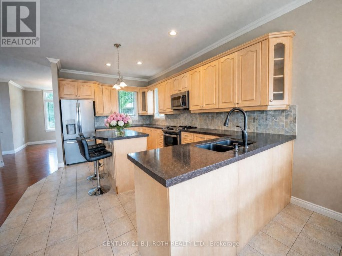 6 MAPLEVIEW PLACE, North Bay (Airport), Ontario, P1C1N7