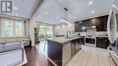6 - 1815 FAIRPORT ROAD Pickering (Dunbarton) Ontario photo 11