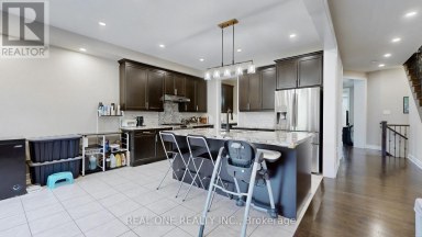 6 - 1815 FAIRPORT ROAD Pickering (Dunbarton) Ontario photo 12