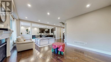 6 - 1815 FAIRPORT ROAD Pickering (Dunbarton) Ontario photo 8