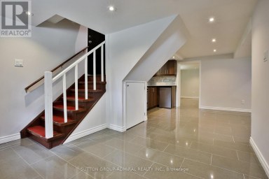33 REGINA AVENUE Toronto (Englemount-Lawrence) Ontario photo 21