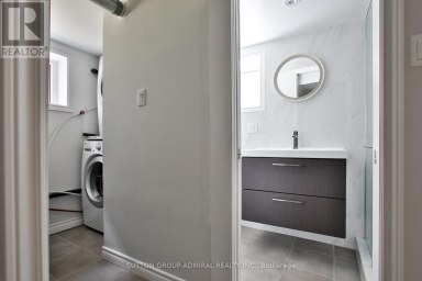 33 REGINA AVENUE Toronto (Englemount-Lawrence) Ontario photo 30