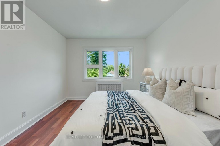 93 NORTH WOODROW BOULEVARD, Toronto (Clairlea-Birchmount), Ontario, M1K1W7