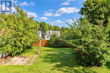 478 Ash Street Sudbury Ontario photo 2