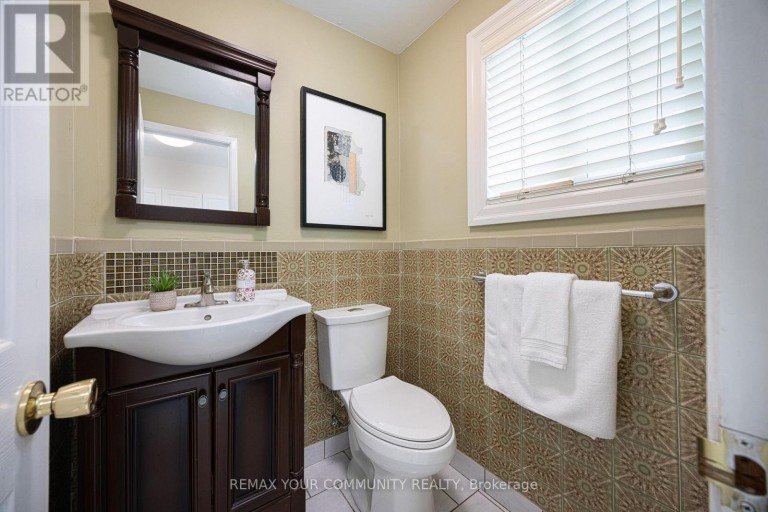 59 GALLOWAY ROAD, Toronto (Guildwood), Ontario, M1E1W6