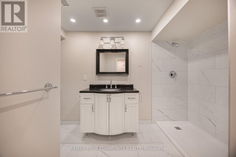 59 GALLOWAY ROAD, Toronto (Guildwood), Ontario, M1E1W6