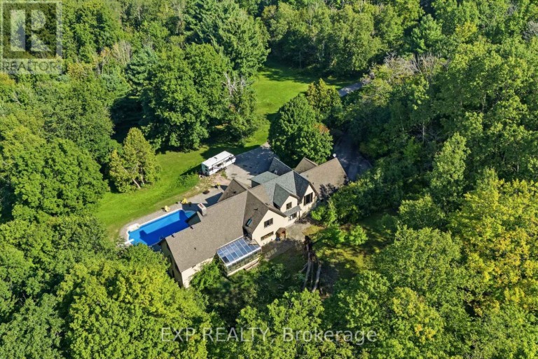 1785 DAVIS DRIVE W, King, Ontario, L3Y4V9