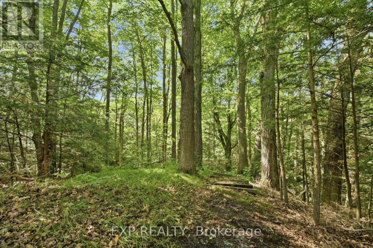 1785 DAVIS DRIVE W, King, Ontario, L3Y4V9