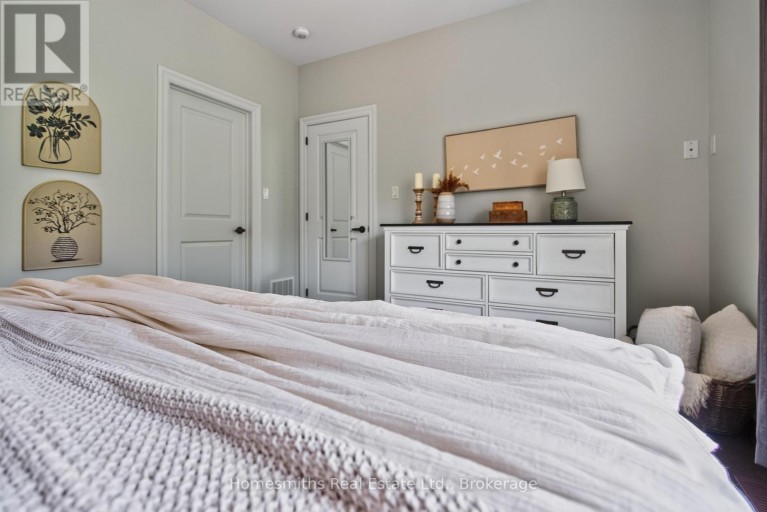 21 - 5 IRONS AVENUE, Selwyn, Ontario, K0L2H0