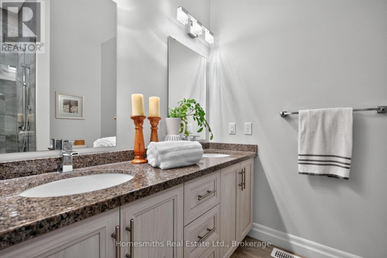21 - 5 IRONS AVENUE, Selwyn, Ontario, K0L2H0