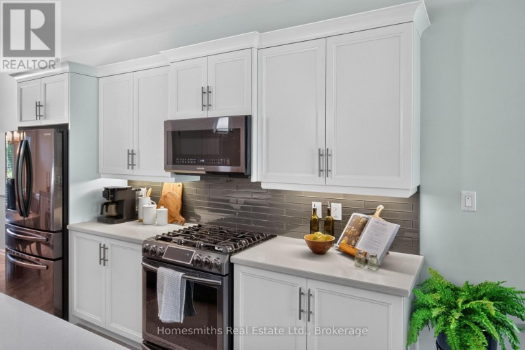 21 - 5 IRONS AVENUE, Selwyn, Ontario, K0L2H0