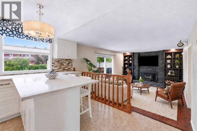 11 Edgemont Rise NW, Calgary, Alberta, T3A2K9