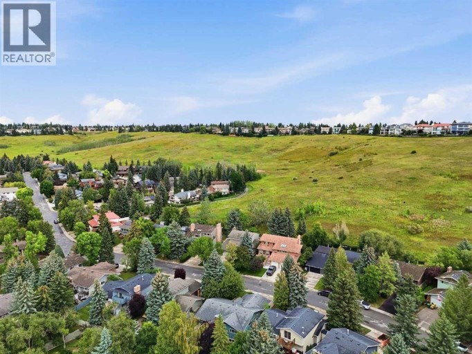 11 Edgemont Rise NW, Calgary, Alberta, T3A2K9