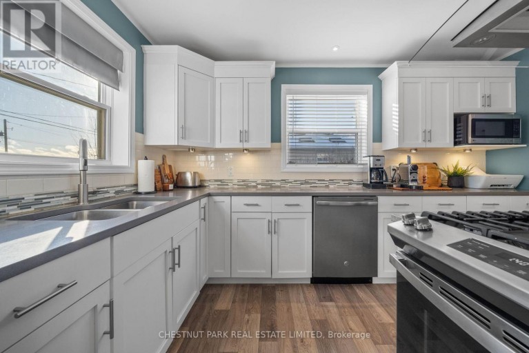 14782 LOYALIST PARKWAY, Prince Edward County (Hallowell), Ontario, K0K1G0