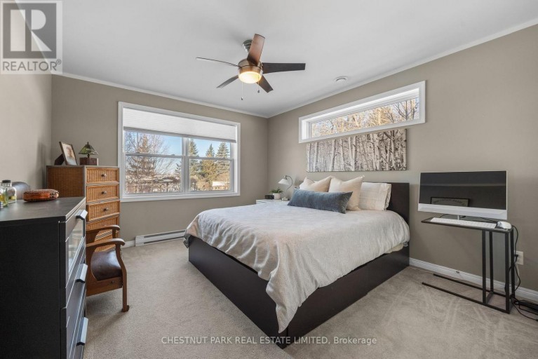 14782 LOYALIST PARKWAY, Prince Edward County (Hallowell), Ontario, K0K1G0