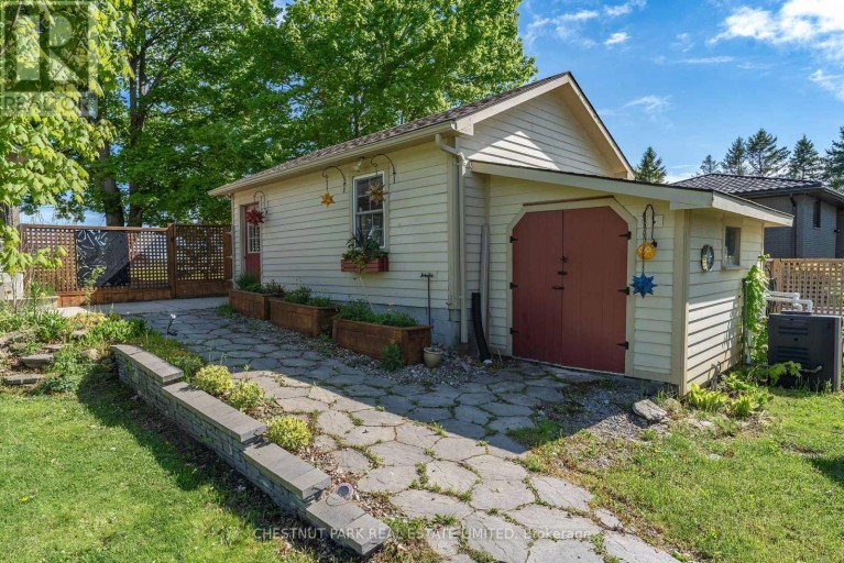 14782 LOYALIST PARKWAY, Prince Edward County (Hallowell), Ontario, K0K1G0