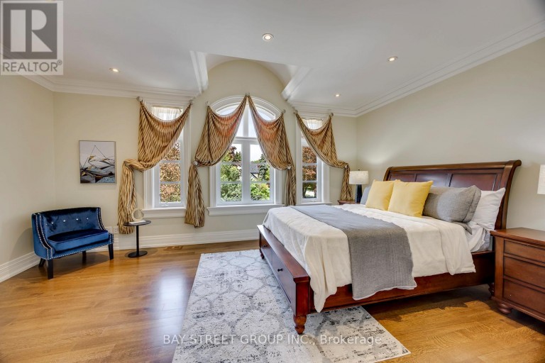 56 WINCHESTER LANE, Richmond Hill (South Richvale), Ontario, L4C6Y7