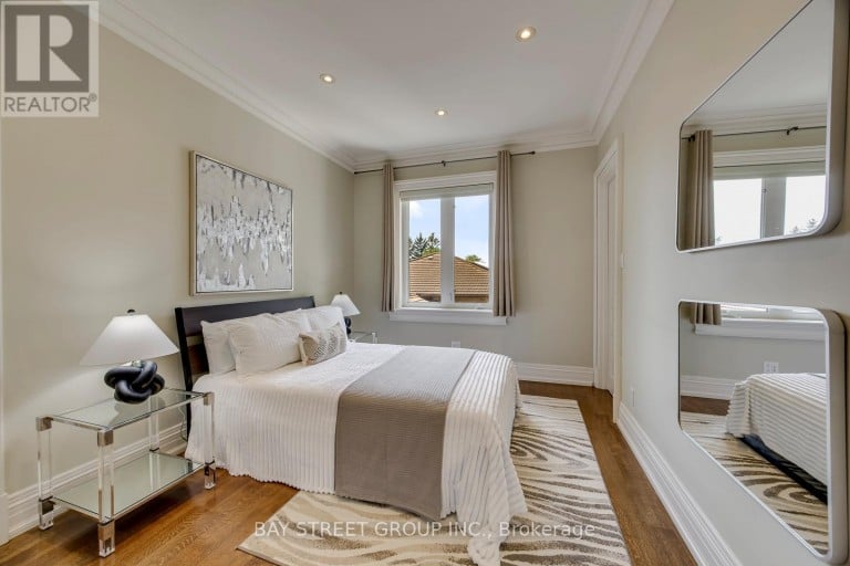56 WINCHESTER LANE, Richmond Hill (South Richvale), Ontario, L4C6Y7