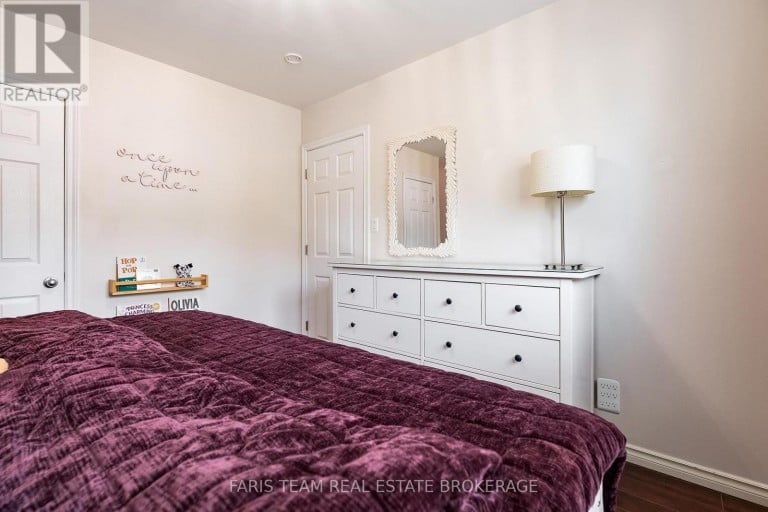 396 MARY STREET, Orillia, Ontario, L3V3G3