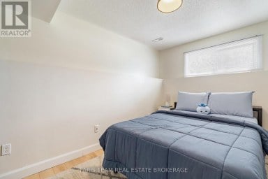 396 MARY STREET Orillia Ontario photo 21