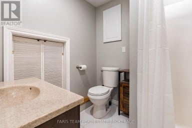 396 MARY STREET Orillia Ontario photo 22