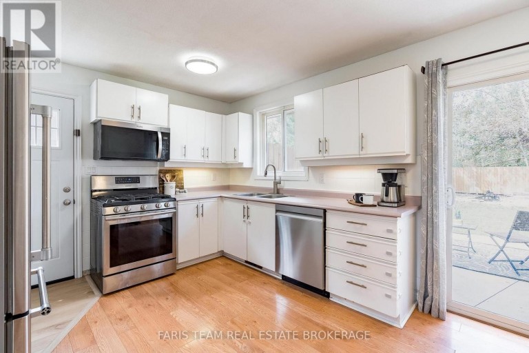396 MARY STREET, Orillia, Ontario, L3V3G3