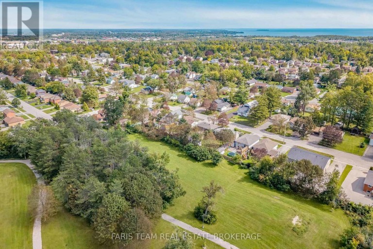 396 MARY STREET, Orillia, Ontario, L3V3G3