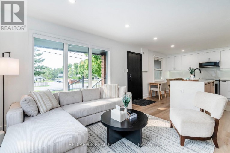 205 HOYT AVENUE, Tay (Victoria Harbour), Ontario, L0K2A0