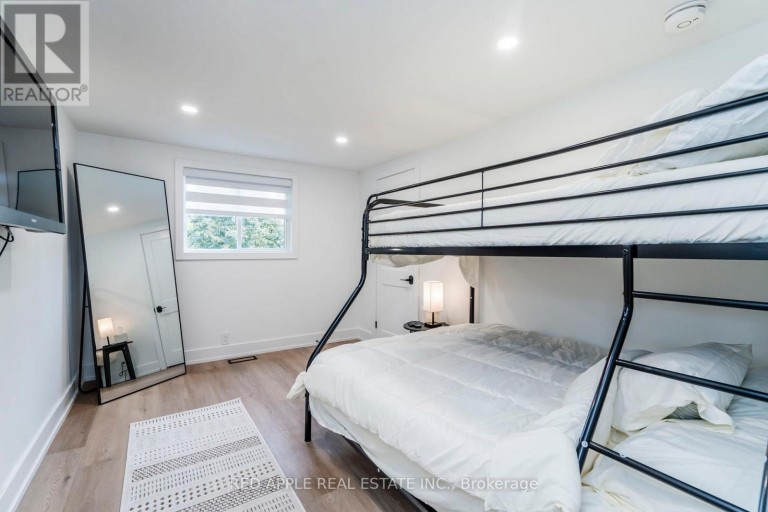 205 HOYT AVENUE, Tay (Victoria Harbour), Ontario, L0K2A0