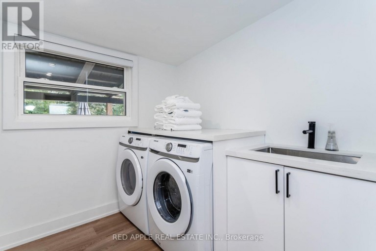 205 HOYT AVENUE, Tay (Victoria Harbour), Ontario, L0K2A0