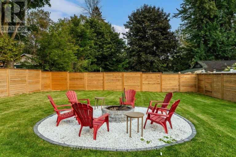 205 HOYT AVENUE, Tay (Victoria Harbour), Ontario, L0K2A0