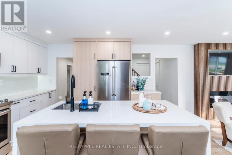 205 HOYT AVENUE, Tay (Victoria Harbour), Ontario, L0K2A0