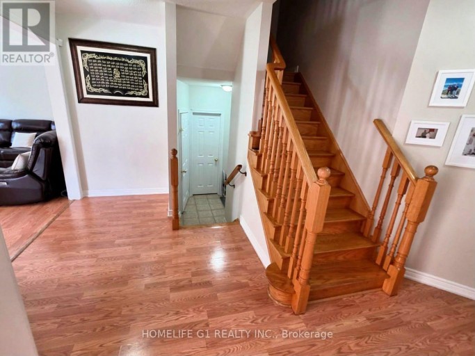 62 DEWSIDE DRIVE, Brampton (Sandringham-Wellington), Ontario, L6R0X5
