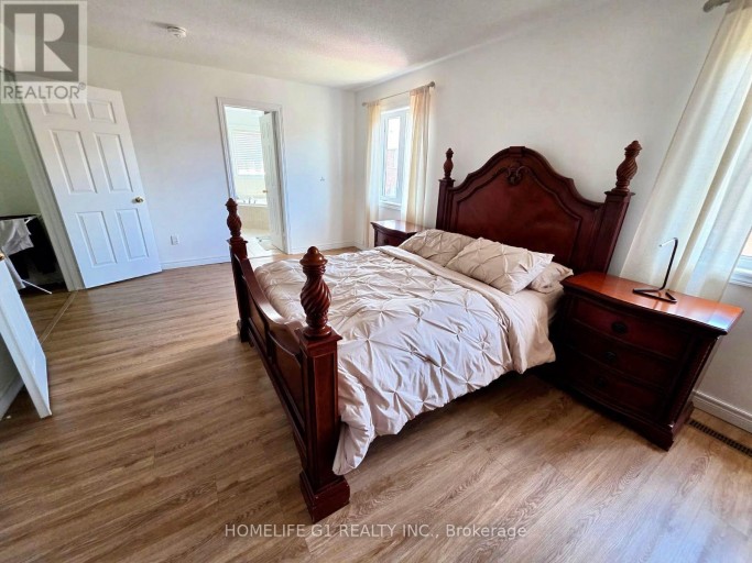 62 DEWSIDE DRIVE, Brampton (Sandringham-Wellington), Ontario, L6R0X5
